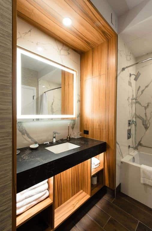 Where to Stay in Calgary: Hyatt Regency Calgary