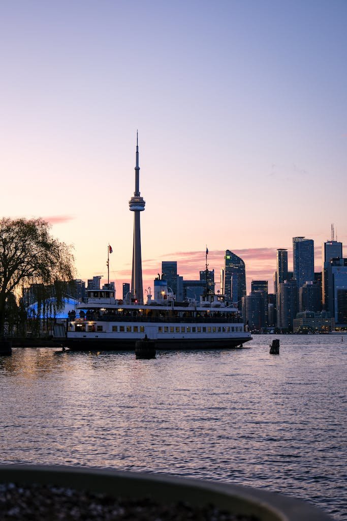 Best Places to see the Sunset in Toronto - Toronto Islands
