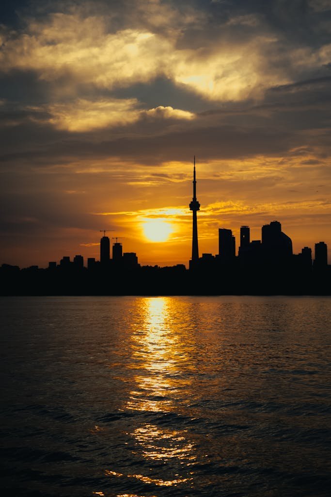 Best Places to see the Sunset in Toronto - Toronto Islands
