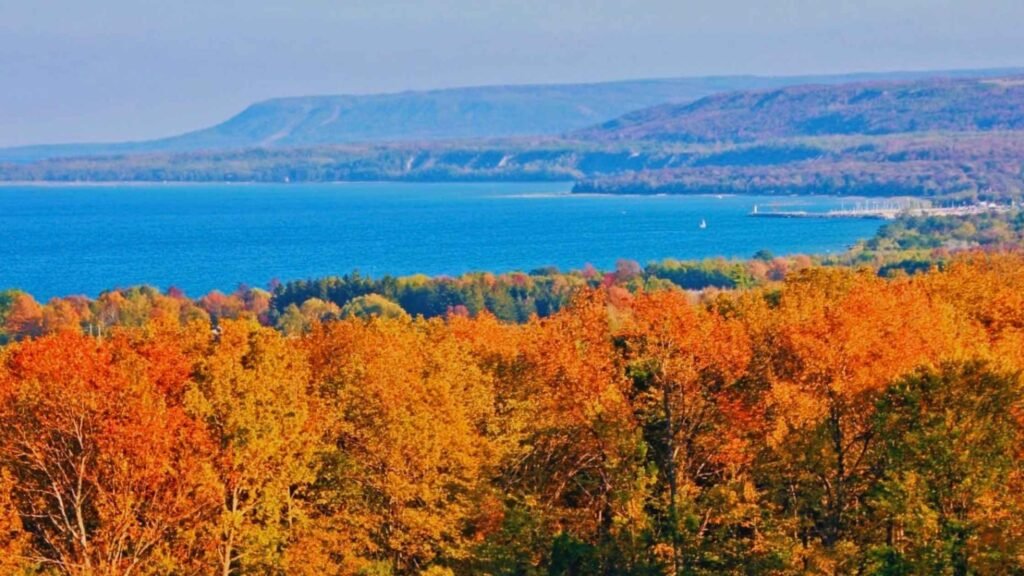 ontario fall getaways - Blue Mountains